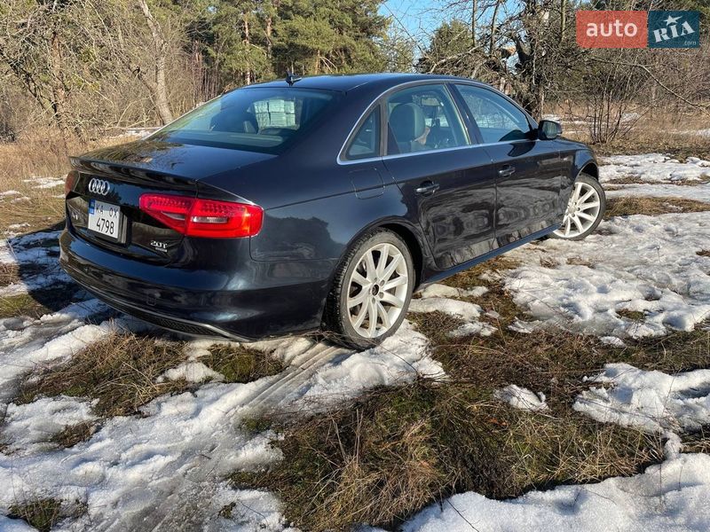 Седан Audi A4 2013 в Киеве