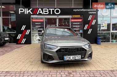 Седан Audi A4 2022 в Львове