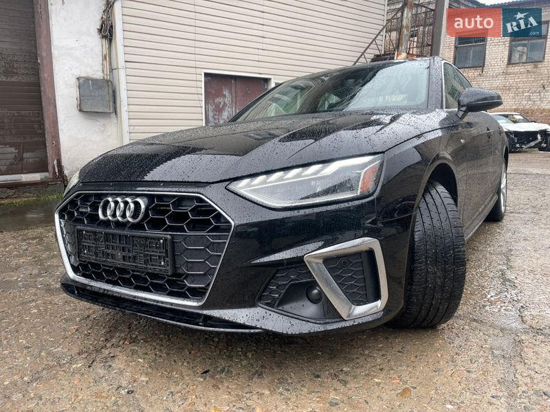 Седан Audi A4 2020 в Днепре