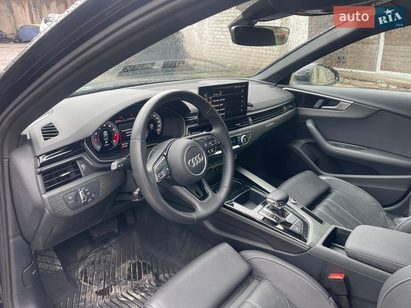 Седан Audi A4 2020 в Днепре