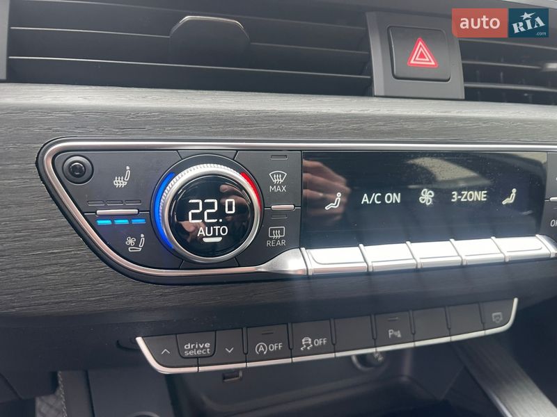 Седан Audi A4 2020 в Днепре