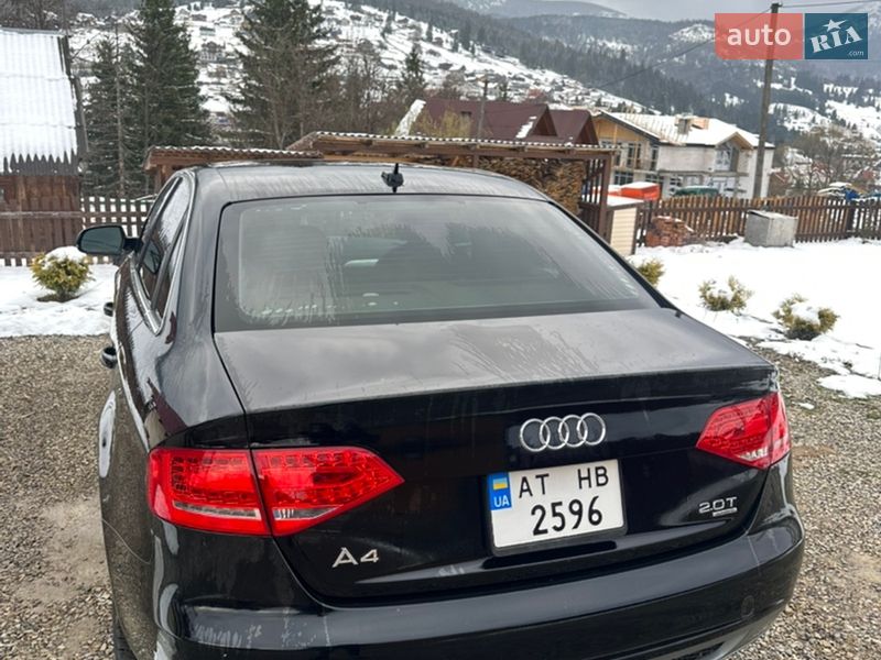Седан Audi A4 2011 в Яремче