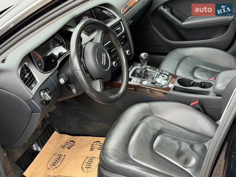 Седан Audi A4 2015 в Луцьку