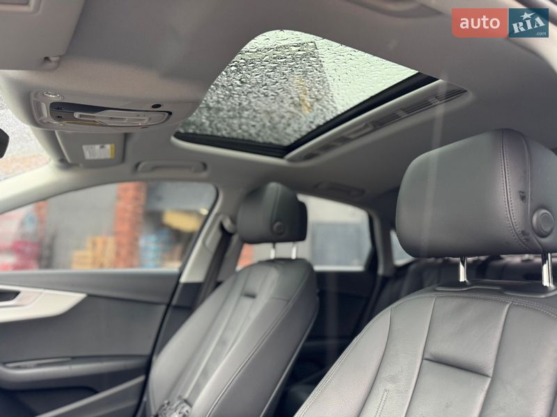 Седан Audi A4 2019 в Виннице