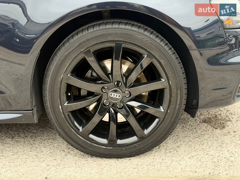 Седан Audi A4 2014 в Житомире