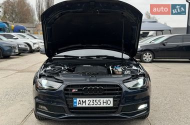 Седан Audi A4 2014 в Житомире
