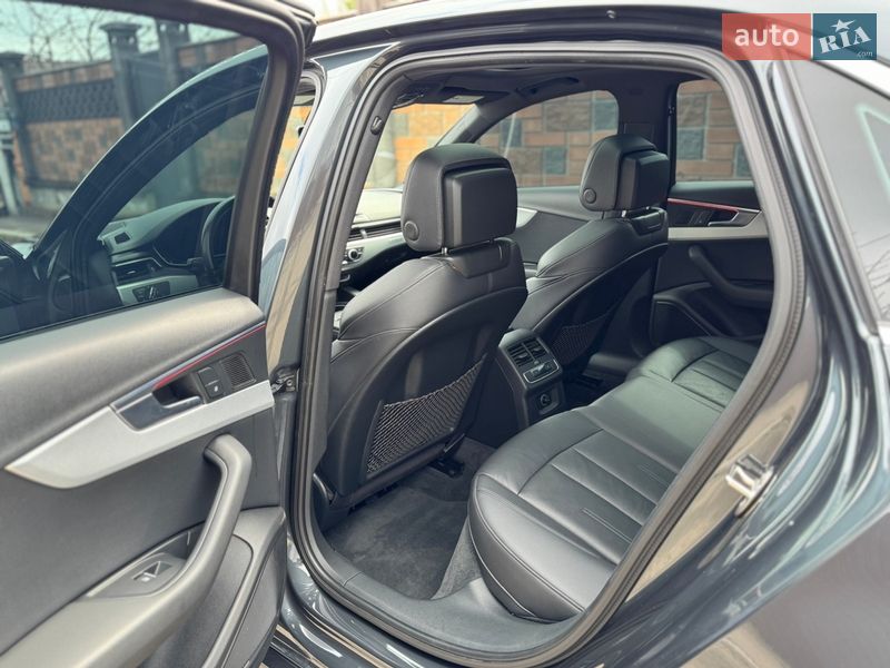 Седан Audi A4 2016 в Василькові