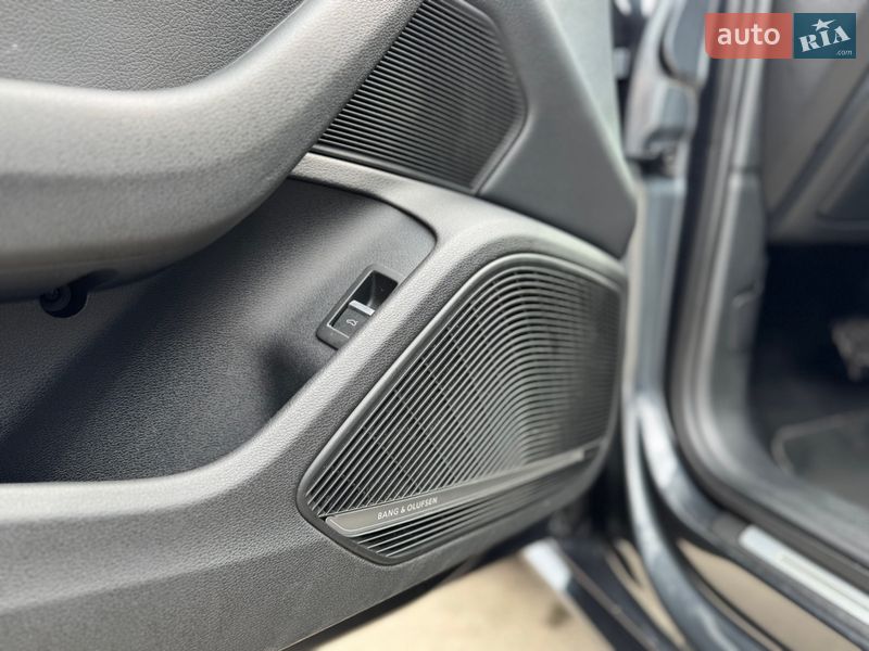 Седан Audi A4 2016 в Василькові