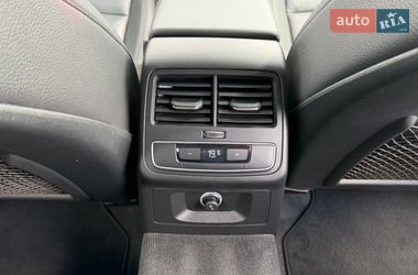 Седан Audi A4 2017 в Киеве