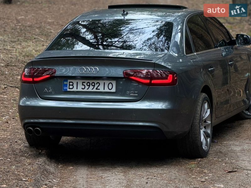 Седан Audi A4 2012 в Лубнах