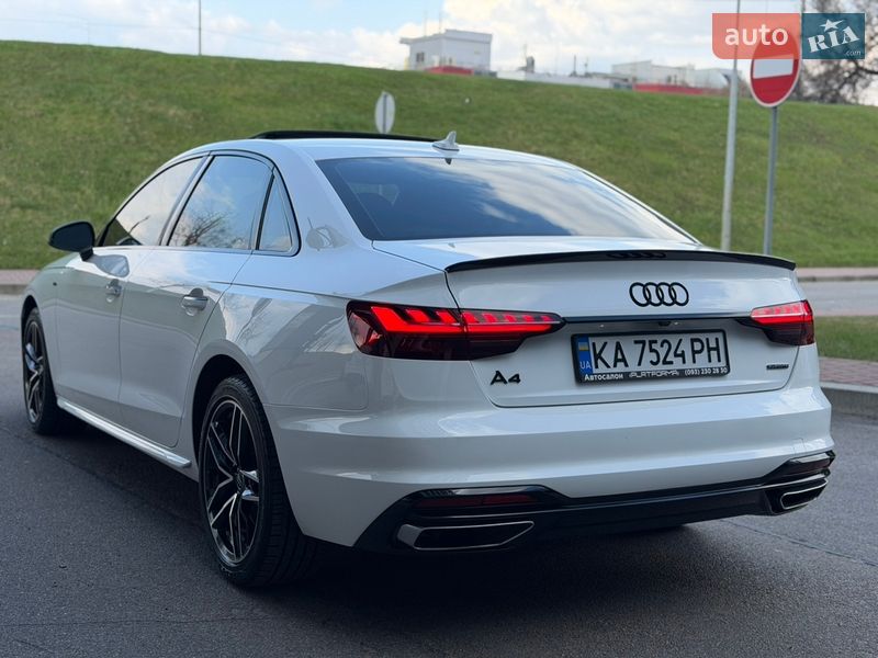 Седан Audi A4 2020 в Киеве