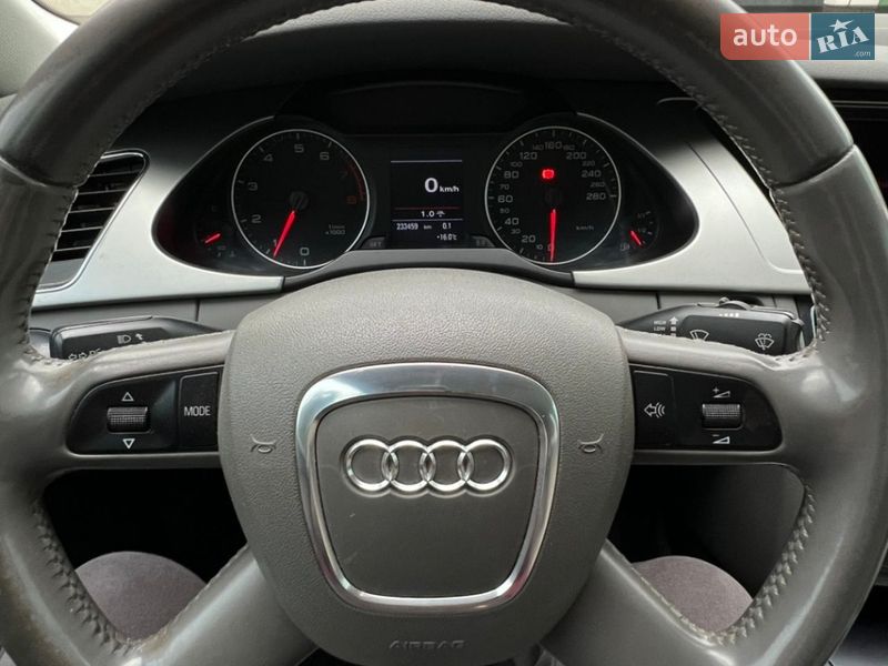 Седан Audi A4 2008 в Мукачевому