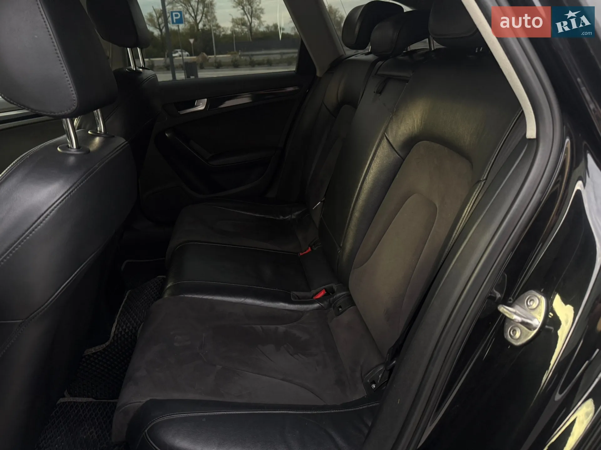 2011 Audi A4 - мініатюра 12