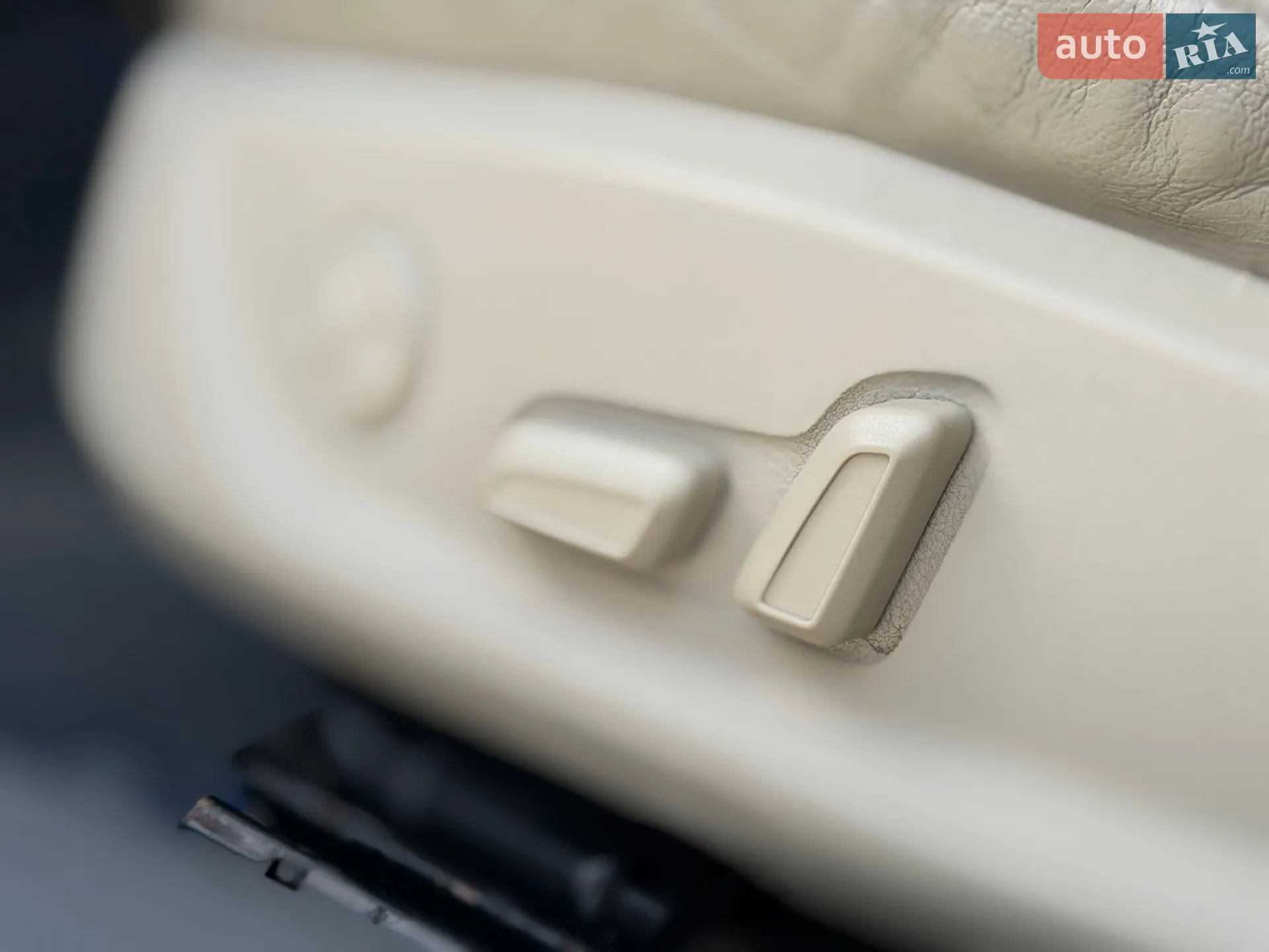 2011 Audi A4 - мініатюра 11