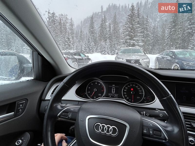 Седан Audi A4 2014 в Львові