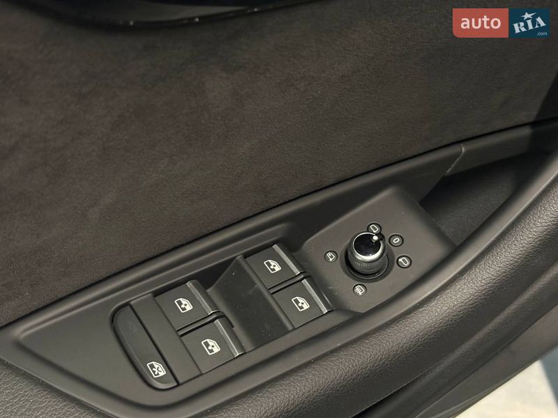 Седан Audi A4 2021 в Львові