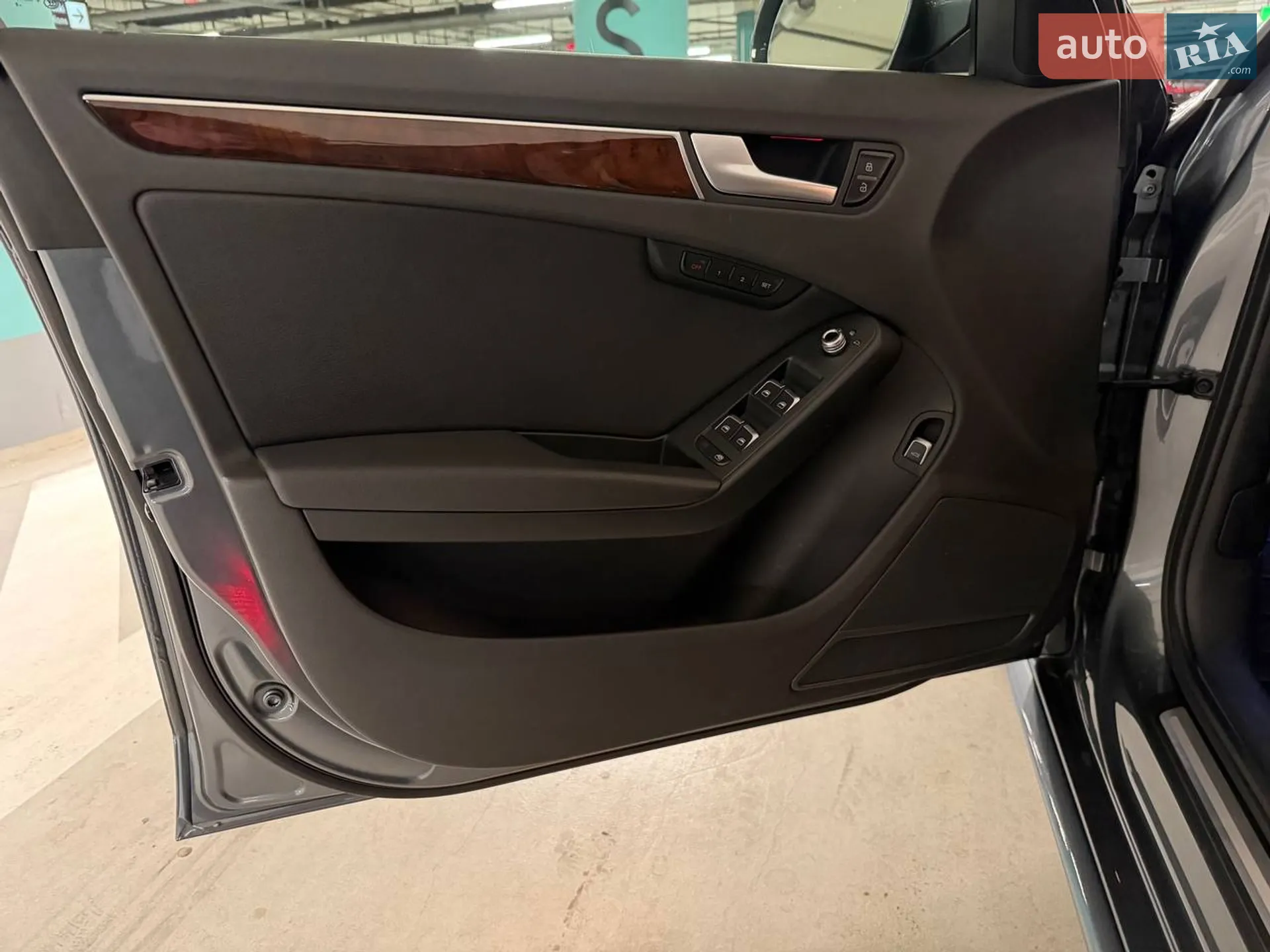 2013 Audi A4 - мініатюра 26