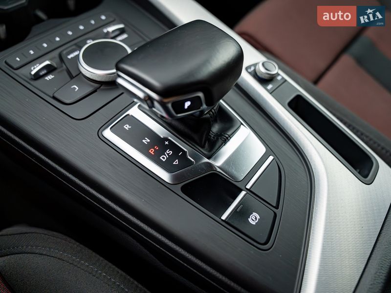 Седан Audi A4 2016 в Киеве фото 18 Седан Audi A4 2016 в Киеве