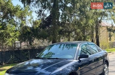 Седан Audi A4 1997 в Черновцах