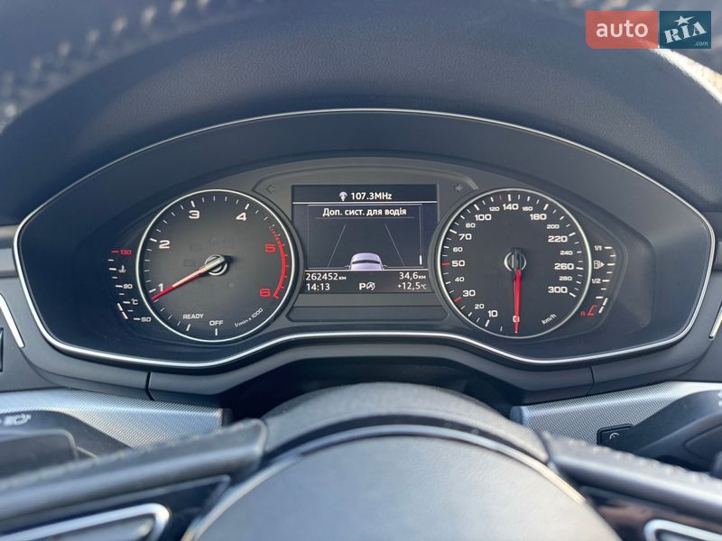 Универсал Audi A4 2018 в Киеве