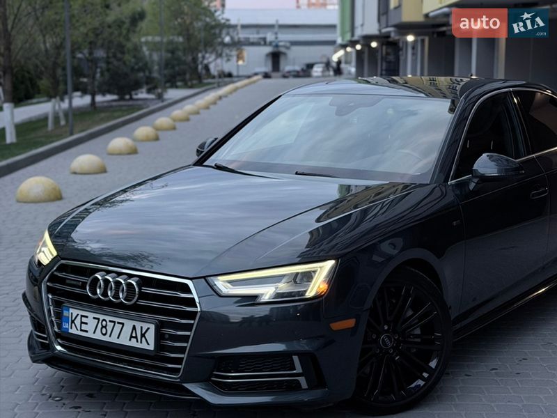 Седан Audi A4 2017 в Дніпрі