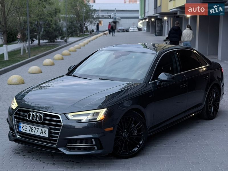 Седан Audi A4 2017 в Дніпрі