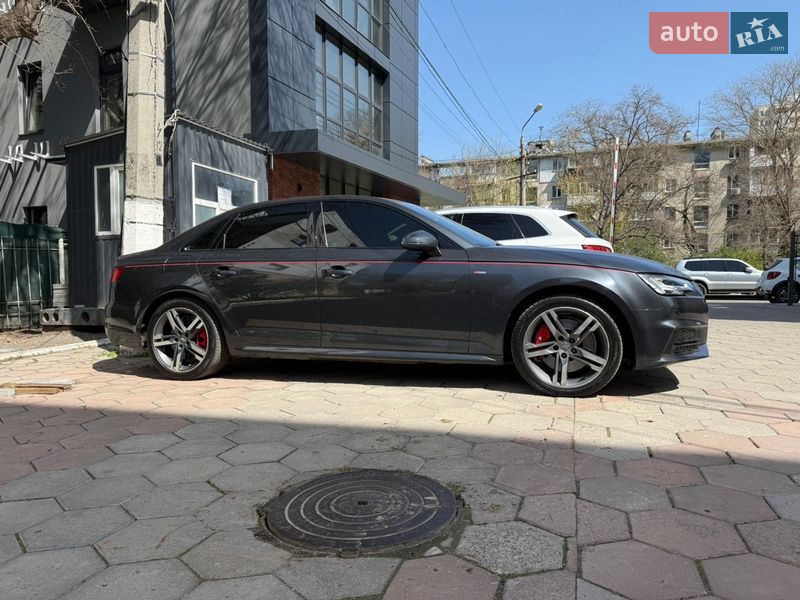 Седан Audi A4 2016 в Одесі
