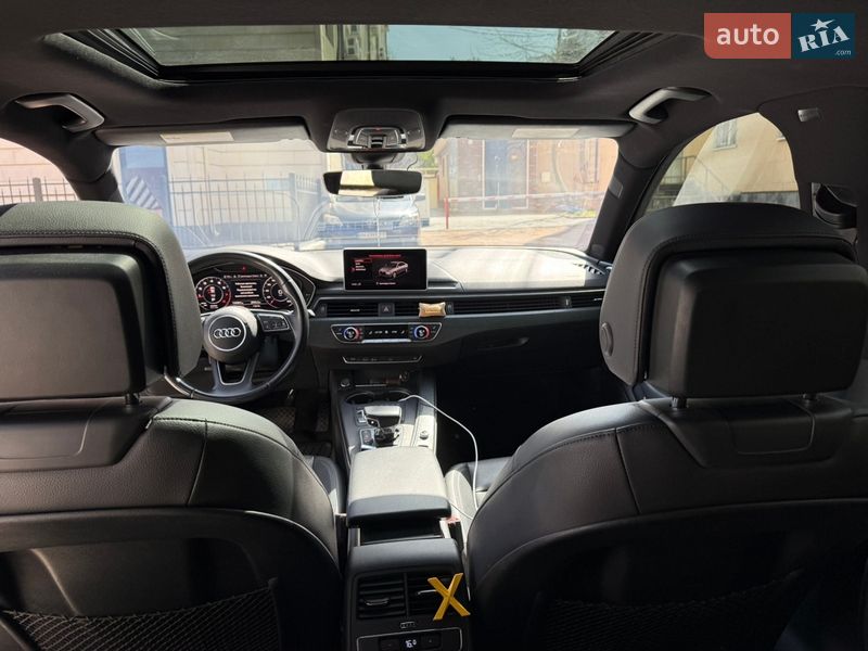 Седан Audi A4 2016 в Одесі