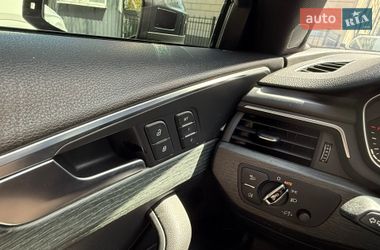Седан Audi A4 2016 в Одесі