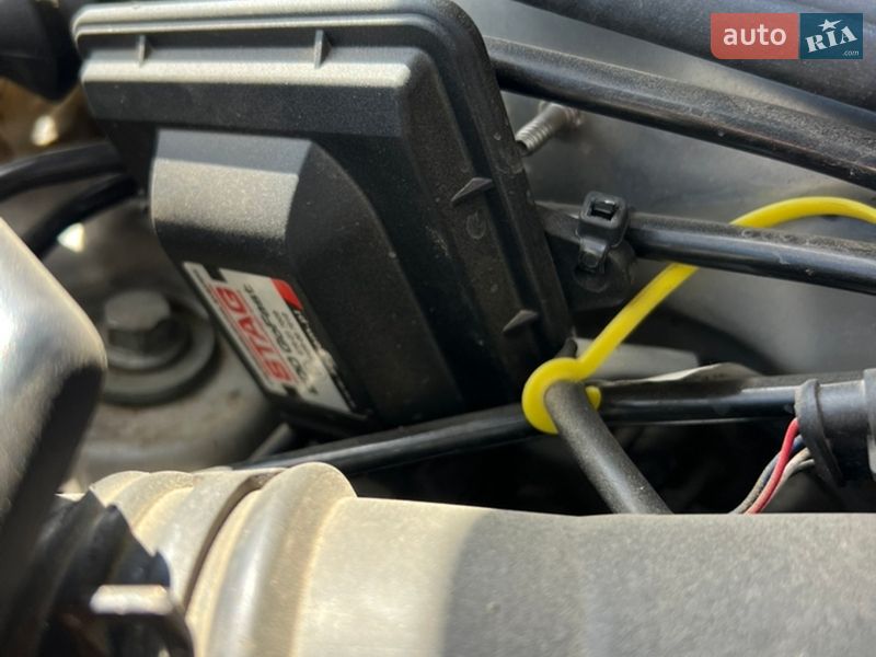 Седан Audi A4 1999 в Черновцах