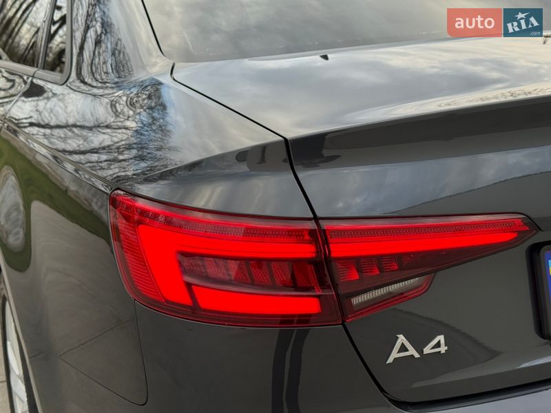 Седан Audi A4 2017 в Луцке
