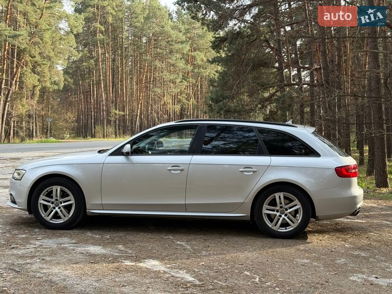 Универсал Audi A4 2012 в Киеве