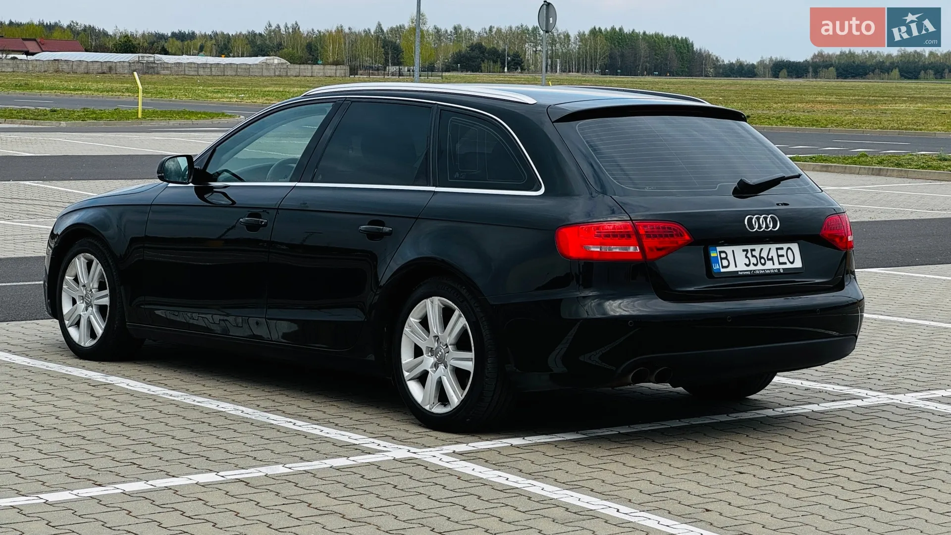 2011 Audi A4 - мініатюра 19