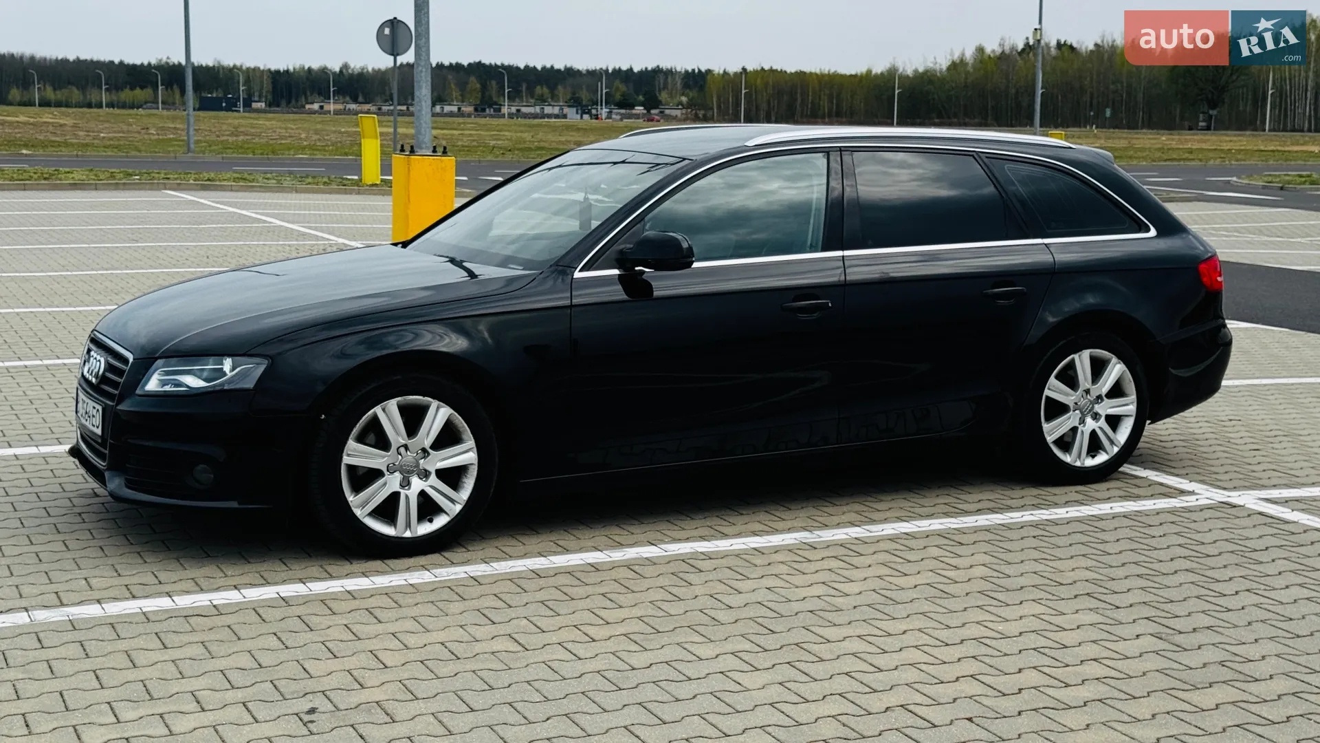 2011 Audi A4 - мініатюра 22