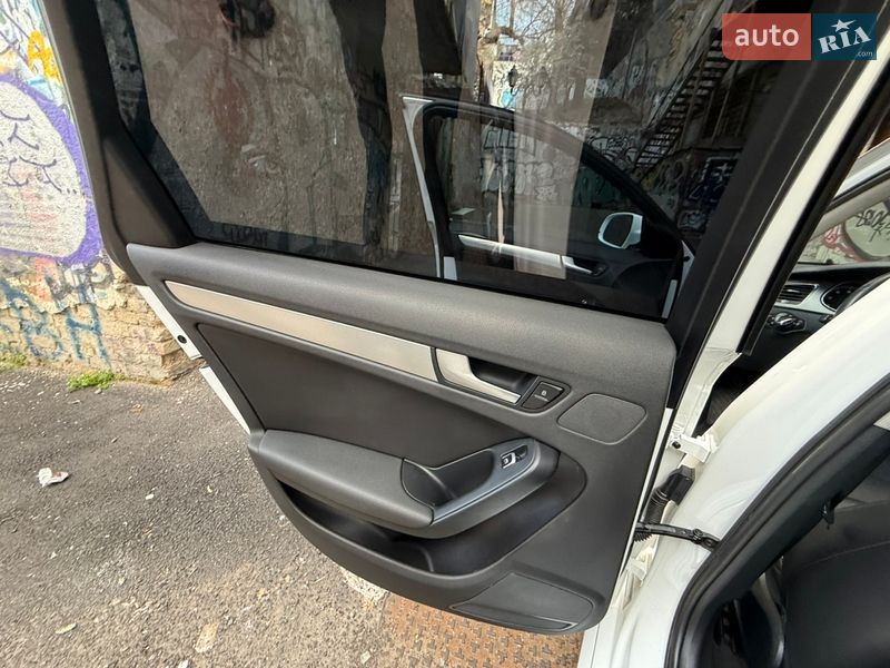 Седан Audi A4 2014 в Одессе