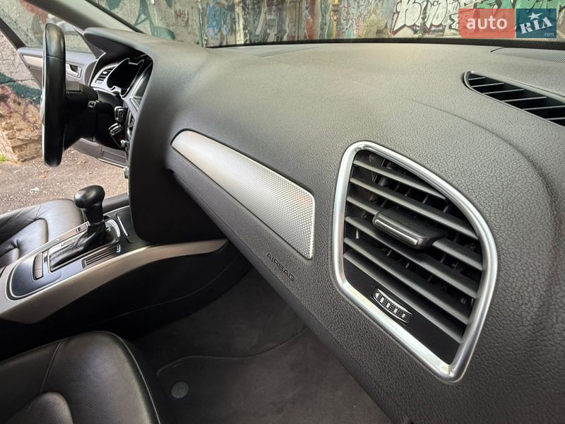 Седан Audi A4 2014 в Одессе