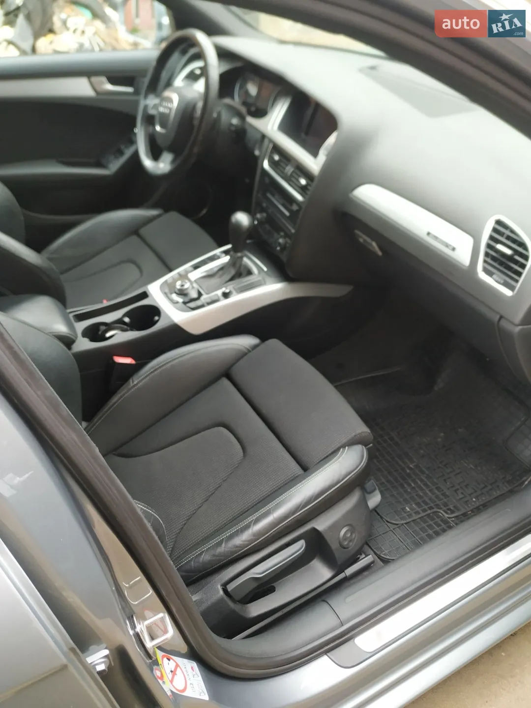 2011 Audi A4 - мініатюра 11