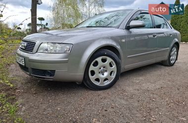 Седан Audi A4 2004 в Каменском