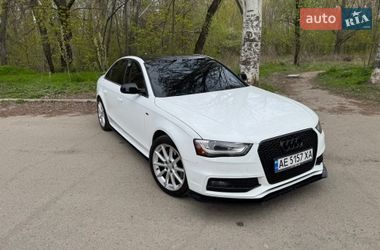 Седан Audi A4 2013 в Дніпрі