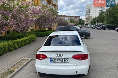 Седан Audi A4 2010 в Ужгороді