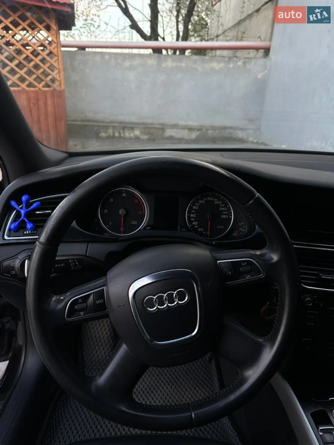2010 Audi A4 - мініатюра 20