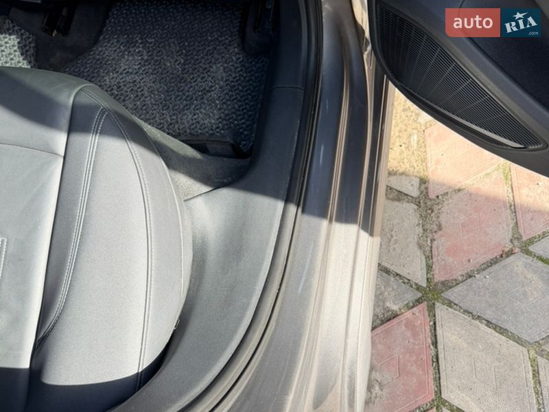 Седан Audi A4 2022 в Бердичеве