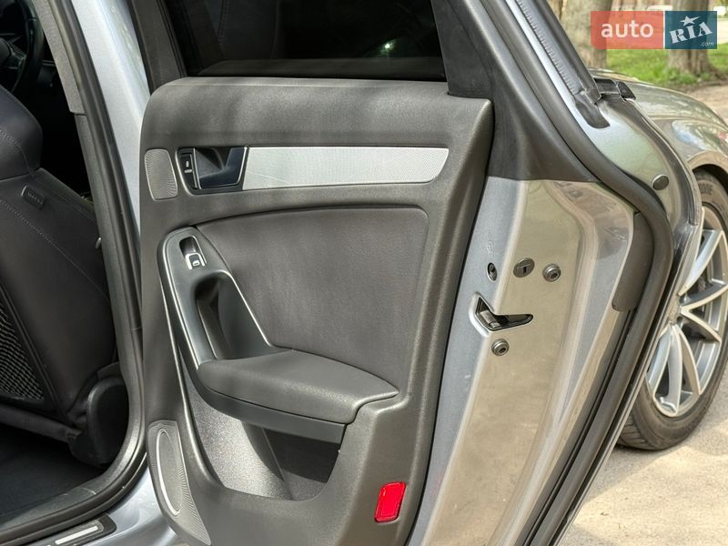 Седан Audi A4 2014 в Хмельницком