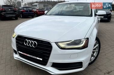 Седан Audi A4 2014 в Львові