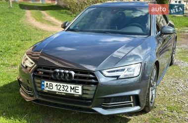 Седан Audi A4 2017 в Виннице