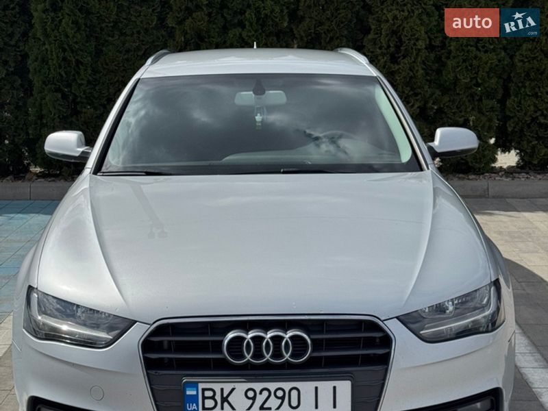 Audi A4 2014