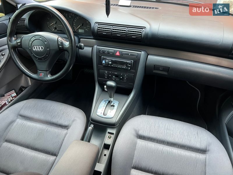 Универсал Audi A4 2000 в Луцке