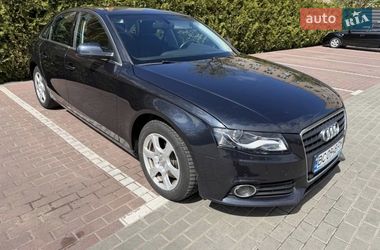 Седан Audi A4 2011 в Черкассах