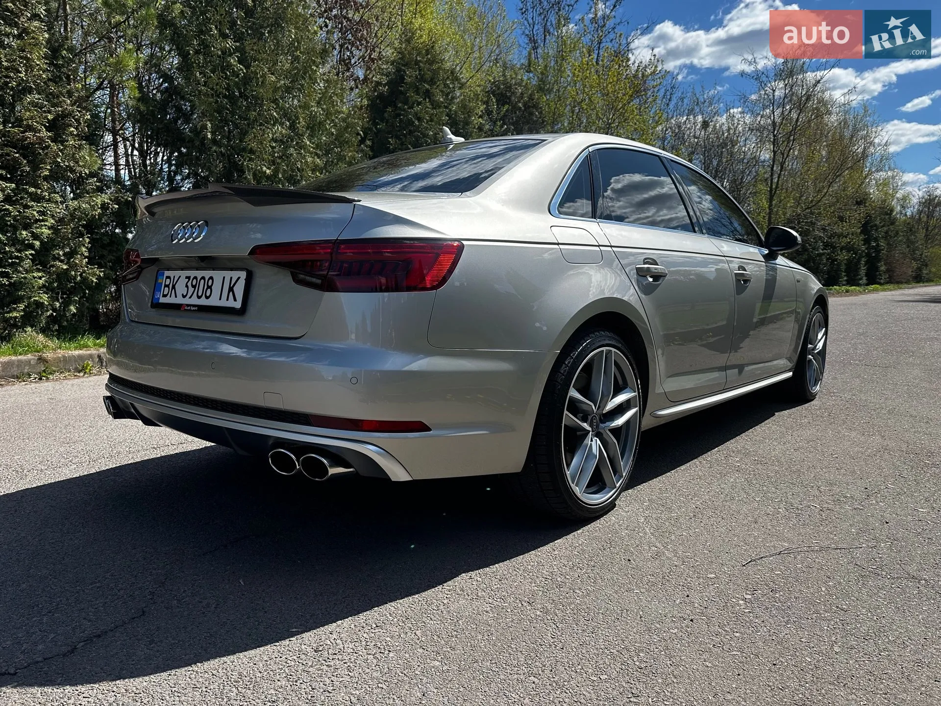 2016 Audi A4 - мініатюра 8