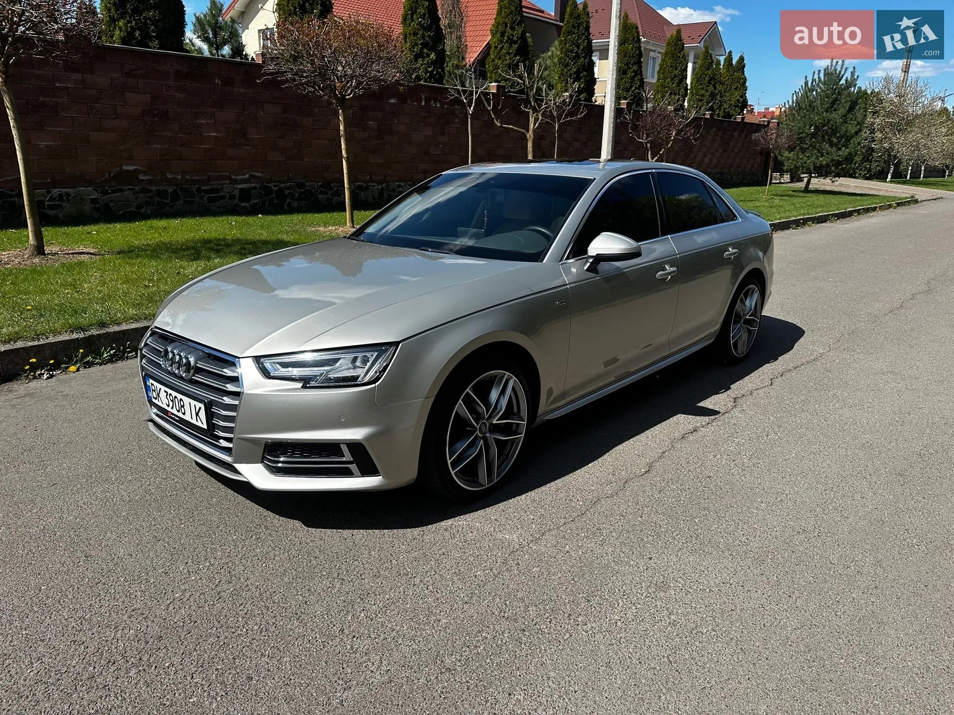 2016 Audi A4 - фото 1